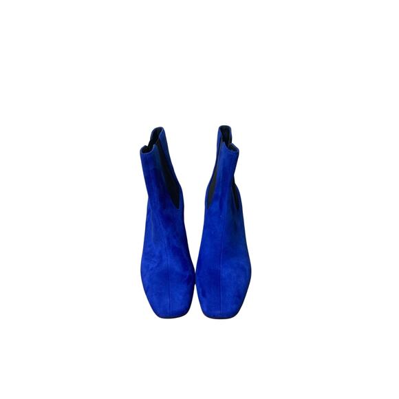 New W/O Box Blue Clarra Bootie sz 6 - Picture 1 of 2